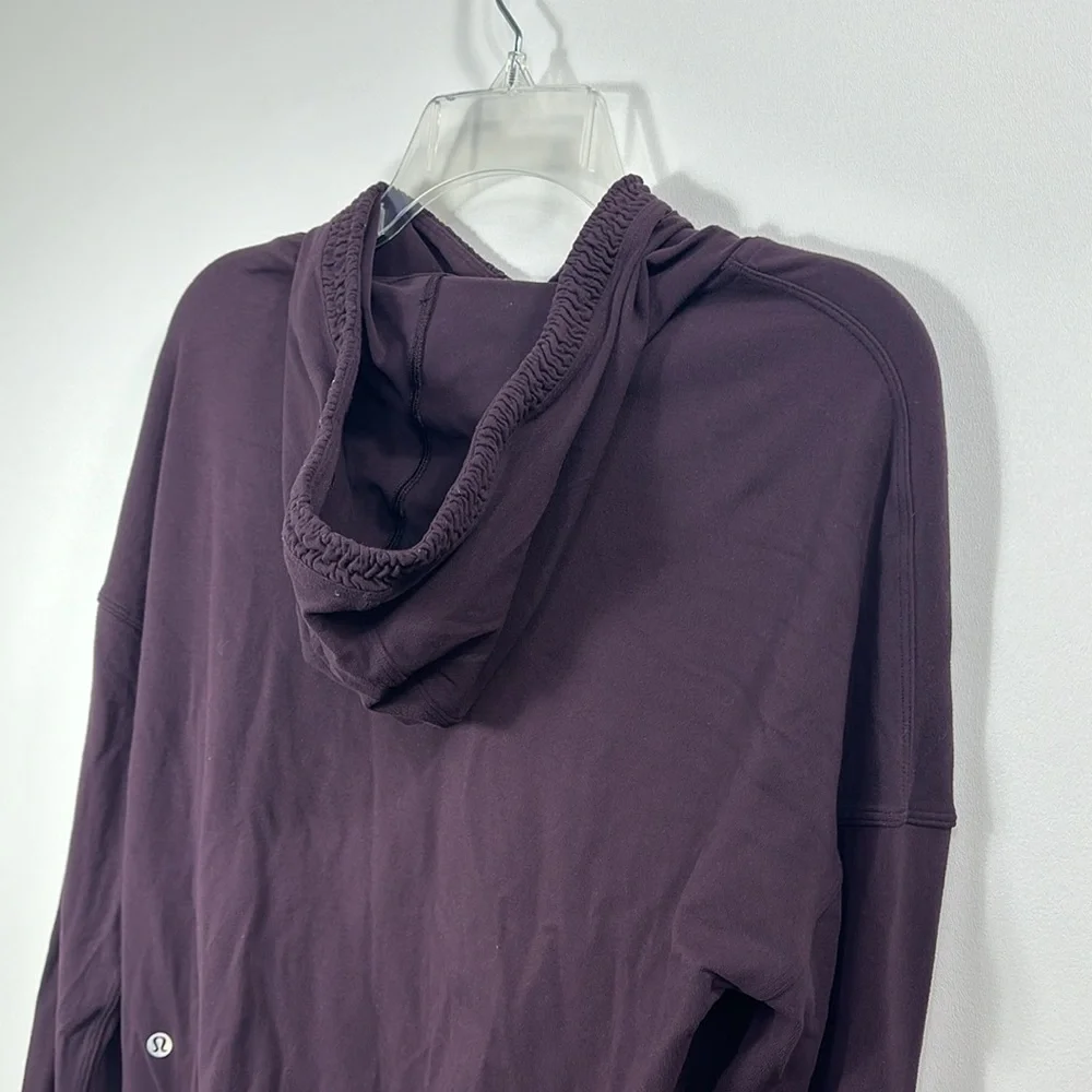 Lululemon lead the pack purple hoodie size 4.